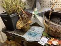 Frogs, Planter and Baskets