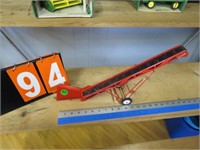 TRU SCALE HAY CONVEYOR