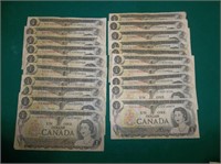 20  OLD Canadain One Dollar bills