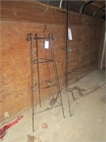 WROUGHT IRON 4 TIER STAND & BASKET TREE