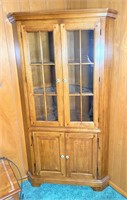 Excellent condition - Quality made corner hutch