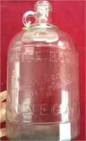 White house vinegar jar