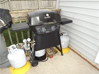 Char-Broil grill, Classic, BBQ tools & propane tan