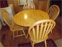 Round wood table & 4 chairs