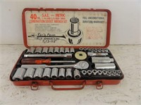 40pc Combination Socket Wrench Set