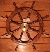 Nice 30” wooden ships wheel (like new)