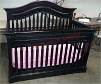 >Black babi Italia baby bed crib w/ mattress,