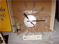 Benza Clock, Pasta Drying Rack