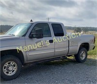 2006 CHEVY 2KH DIESEL-CLEAR TITLE