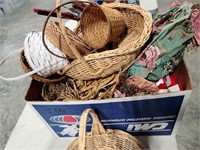 Baskets & decorations