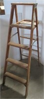 Werner 5' wood step ladder.