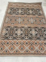 6'7"×9'6" rug made in Turkey