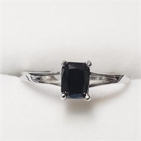 $1000 10K  Black Diamond(0.77ct) Ring