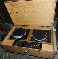 Vintage DJ Turntable