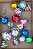 LOT OF 16 VINTAGE CHRISTMAS ORNAMENTS