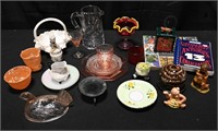 COLLECTIBLES  LOT GLASS  & KNICK KNACKS