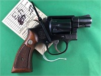 S & W model 10-5 6 shot pistol 38cal