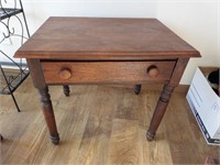 Walnut One Drawer End Table