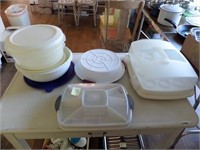 Lot (3) Plastic Food Carriers