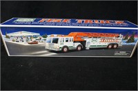 Hess Toy Truck and Firetruck  2000 NIB