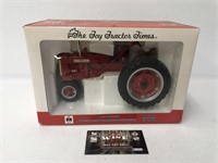 230 Farmall 1999 the toy tractor times addition