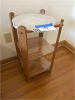 OAK BEDSIDE STAND