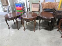 Set of three end tables