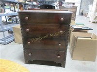 Vintage dresser