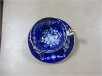 Aynsley tea cup and saucer