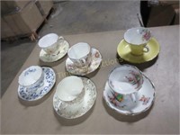 Teacups and saucers - excellent condition