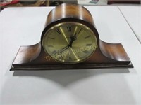 Mantle clock - battery operated