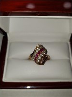 LADIES' RUBY AND DIAMOND RHINESTONE RING