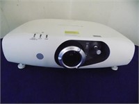 Panasonic Projector RW430 Untested