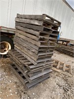 20 plus assorted wood  pallets