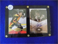 2 Dave Williams Cards ! Signed in Hard Case