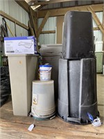 Miscellaneous Trash Cans & 5-Gal Buckets