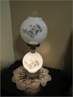 Antique Floral Double-Globe Lamp
