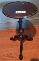 Round Plant Stand w/ Carved Claw & Ball Feet