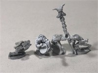 4 Lead 1979 Dungeons & Dragons Miniatures