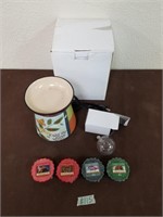 Electric wax aroma melter, 4 new wax melts