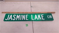 Jasmin Lake Circle Street Sign