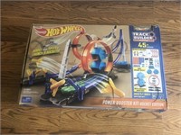 Hot Wheels Track and Build