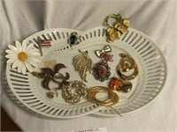 Collection of Vintage Broaches