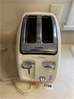 T-Fal Avante Deluxe two slice toaster.