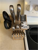 Kitchen Aid Knives with block.
