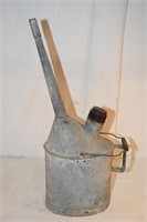 ANTIQUE RAILROAD OIL CAN ! -G-3