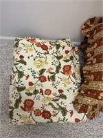 Queen size Williamsburg Comforter Set.