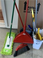 Brooms, mops, dust pans, etc.