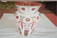 AWESOME VASE & MORE ! -P-3