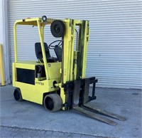 Hyster 6,550 lb Electric Forklift E60XL-33